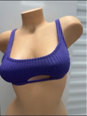 Ribbed Scoop Cutout Bralette - Purple